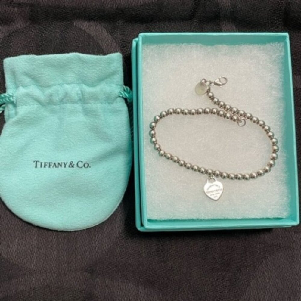 Pre-Owned Tiffany & Co. Bead Bracelet with Heart Pendant, Including Original Blu